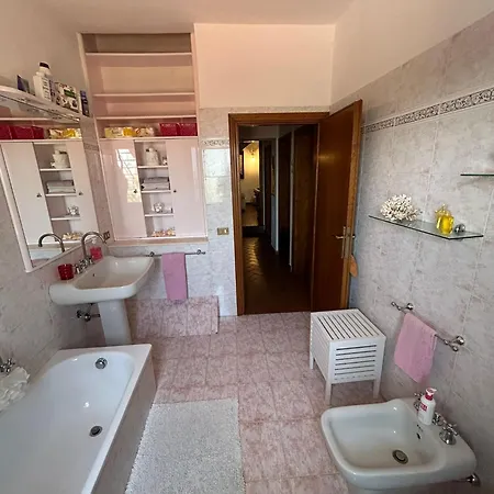 Apartment La Chicchi Lajatico